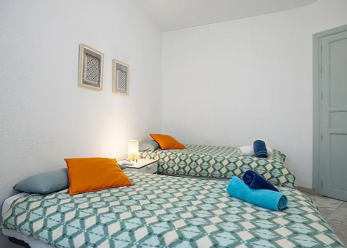 Stately Casa Atalaya Center 코르도바