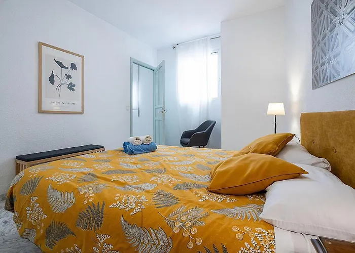 Stately Casa Atalaya Center 코르도바