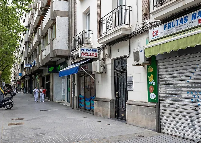 Stately Casa Atalaya Center Апартаменты *